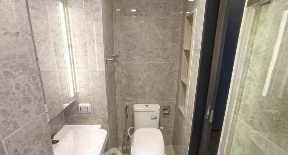 For rent 1 bed condo in Phaya Thai, Bangkok