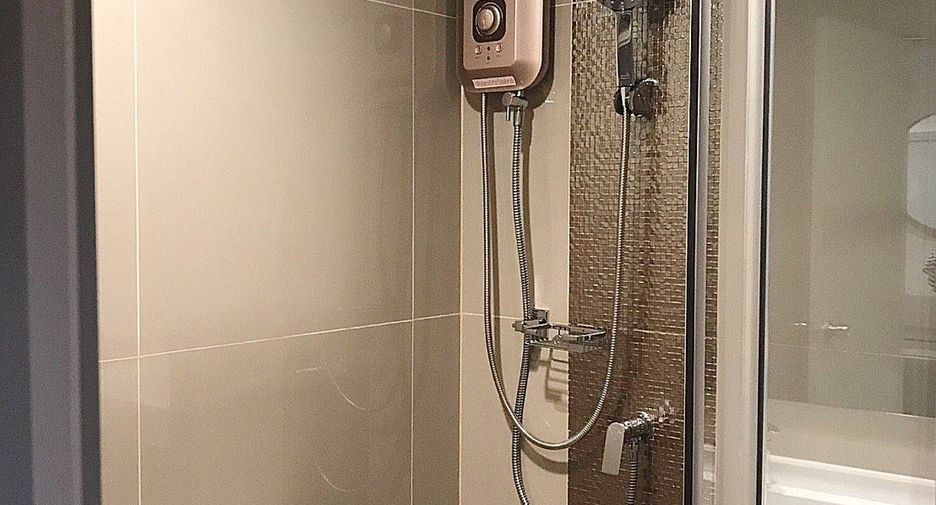 For rent 2 bedrooms condo in Phaya Thai, Bangkok