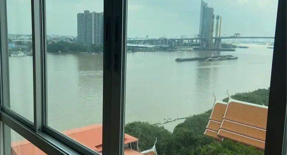 For rent 2 bedrooms condo in Yan Nawa, Bangkok