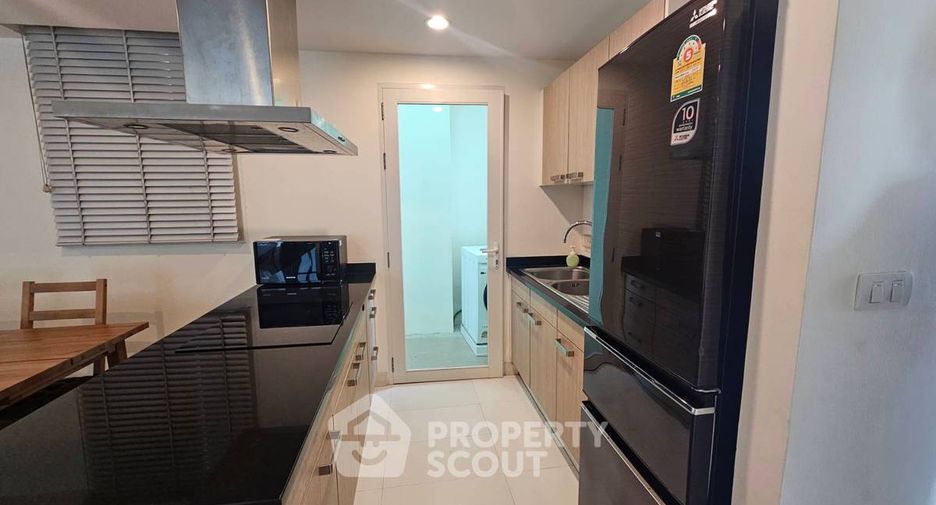 For rent 2 bedrooms condo in Watthana, Bangkok