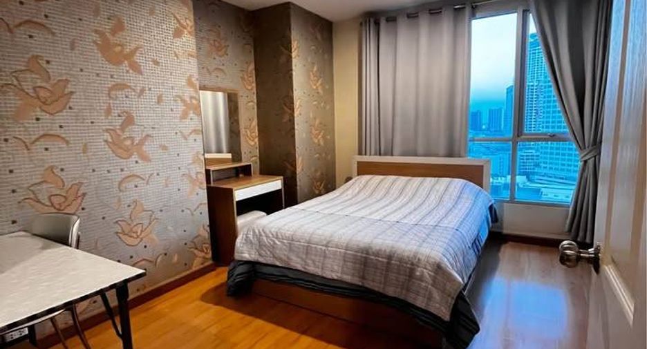 Condo en alquiler de 1 habitaciones en Khlong Toei, Bangkok