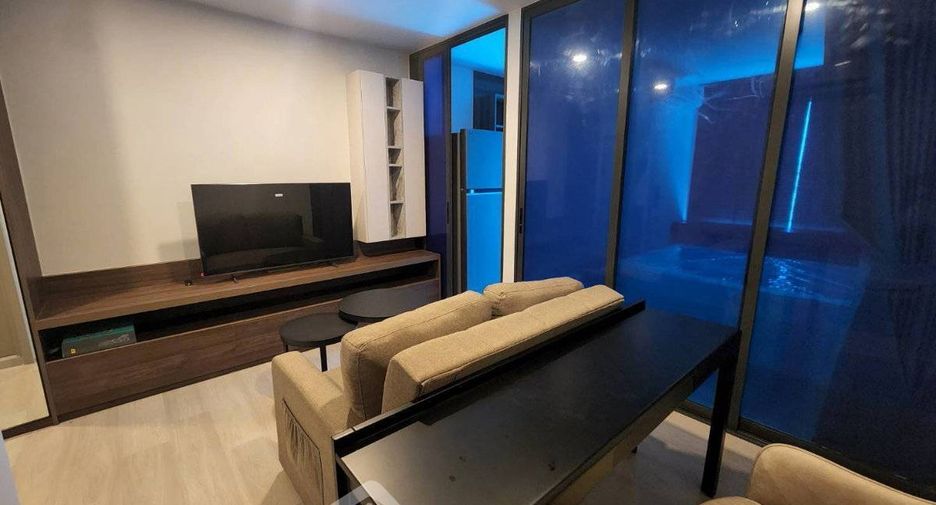 For rent 1 bed condo in Phra Khanong, Bangkok
