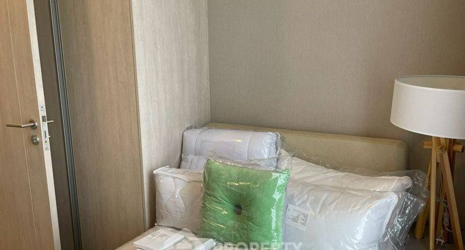 For rent 2 bedrooms condo in Si Racha, Chonburi