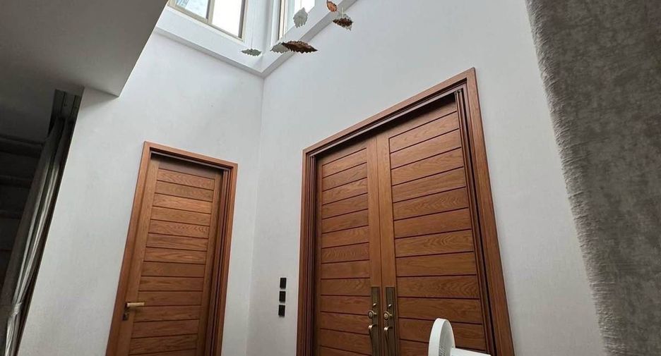 For rent 3 bedrooms house in Prawet, Bangkok
