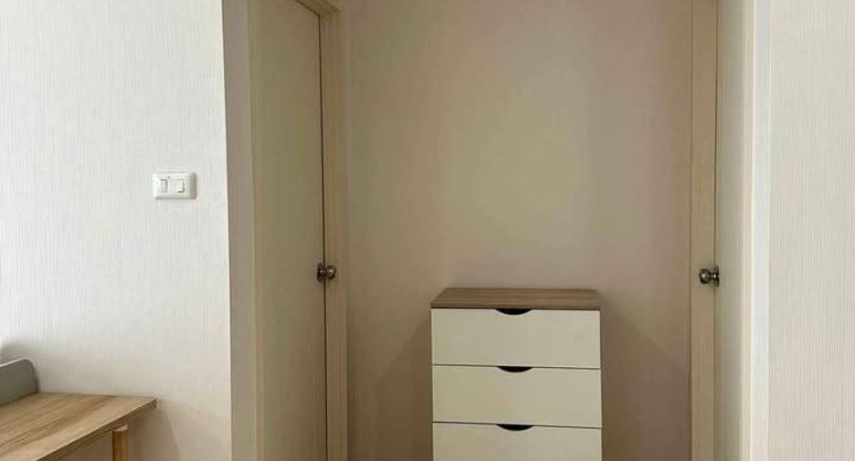 For rent 2 bedrooms condo in Chom Thong, Bangkok