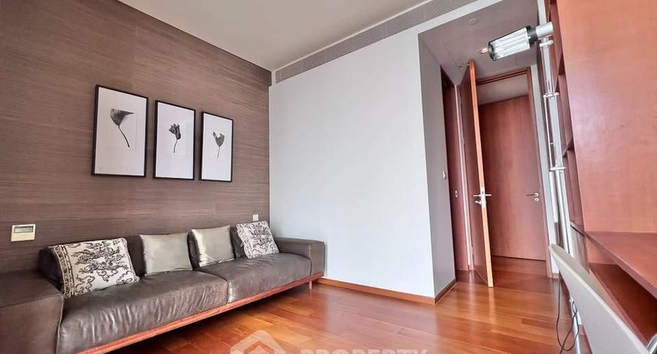 For rent 2 bedrooms condo in Sathon, Bangkok