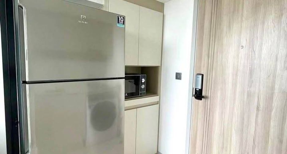 Condo en alquiler de 1 habitaciones en Sathon, Bangkok
