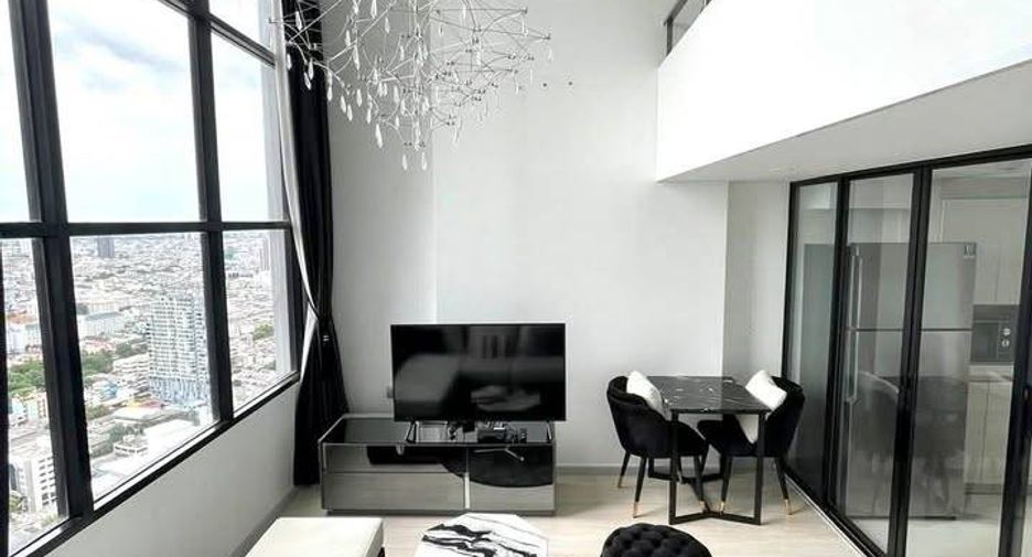 Condo en alquiler de 1 habitaciones en Sathon, Bangkok