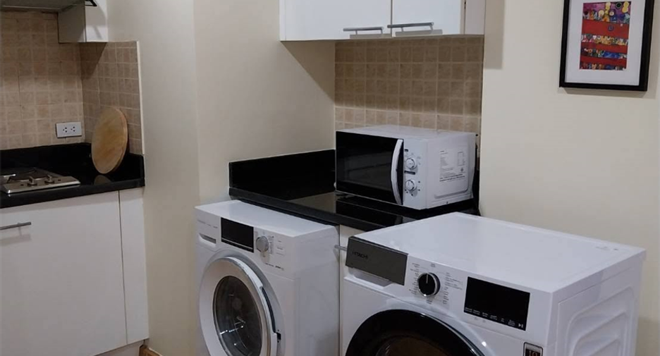 For rent 2 bedrooms condo in Khlong Toei, Bangkok
