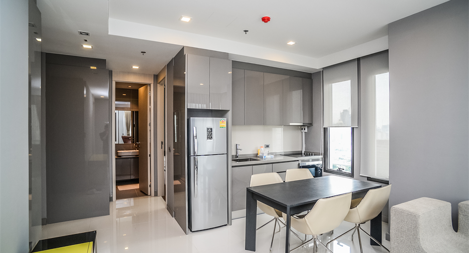 For sale 2 bedrooms condo in Ratchathewi, Bangkok