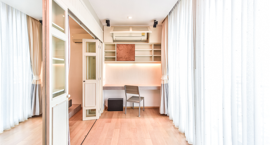 For sale 1 bed condo in Phaya Thai, Bangkok