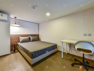 For rent 1 bed condo in Ratchathewi, Bangkok