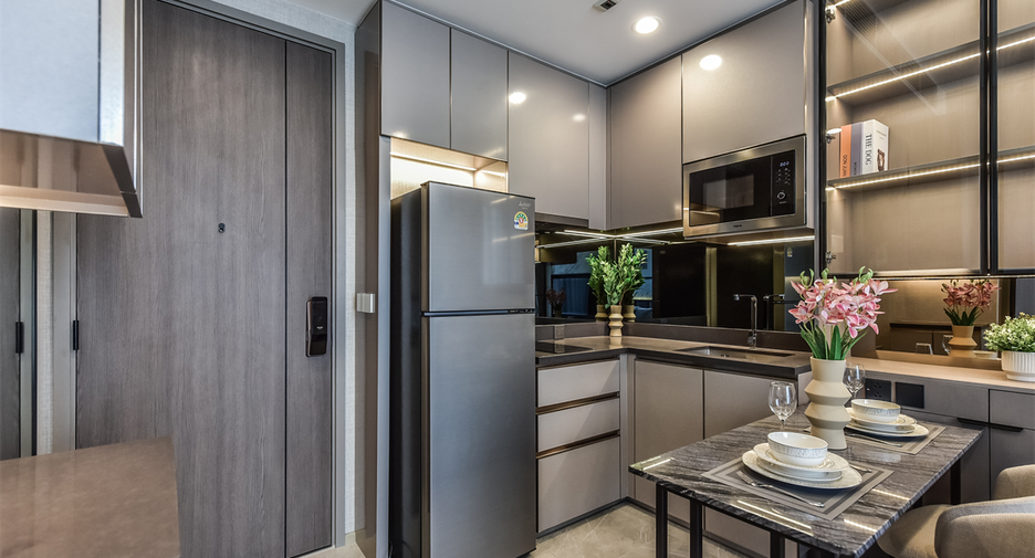 For rent 1 bed condo in Ratchathewi, Bangkok
