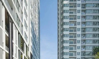 For sale 2 bedrooms condo in Bangkok Noi, Bangkok