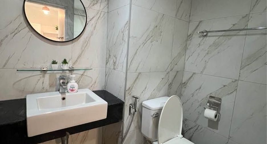 Condo en venta de 1 habitaciones en Huai Khwang, Bangkok