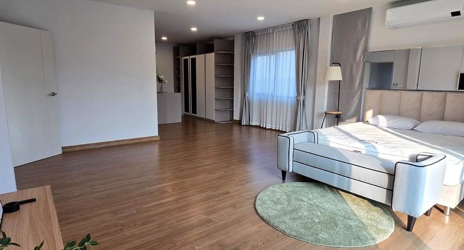For sale 4 bedrooms house in Bang Phli, Samut Prakan