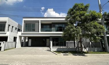 For sale 4 bedrooms house in Bang Phli, Samut Prakan