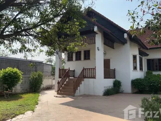 For sale 5 bedrooms house in Mueang Chiang Mai, Chiang Mai