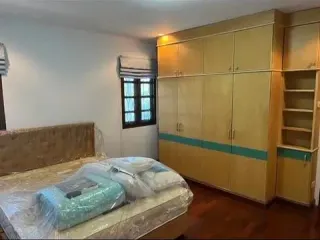 For sale 5 bedrooms house in Mueang Chiang Mai, Chiang Mai