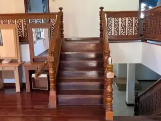 For sale 5 bedrooms house in Mueang Chiang Mai, Chiang Mai