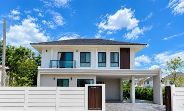 Casa en venta y en alquiler de 4 habitaciones en Hang Dong, Chiang Mai