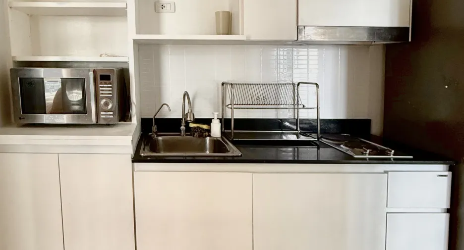 For sale 1 bed condo in Phra Khanong, Bangkok