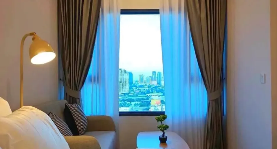 For rent studio condo in Khlong Toei, Bangkok