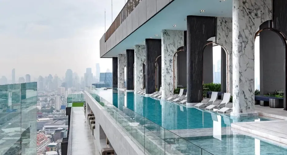 For rent studio condo in Khlong Toei, Bangkok