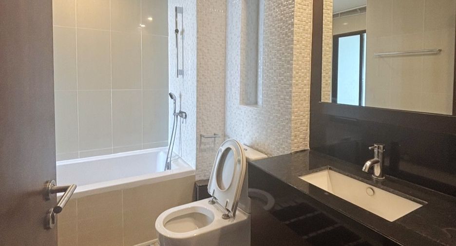 Condo en alquiler de 2 habitaciones en Sathon, Bangkok