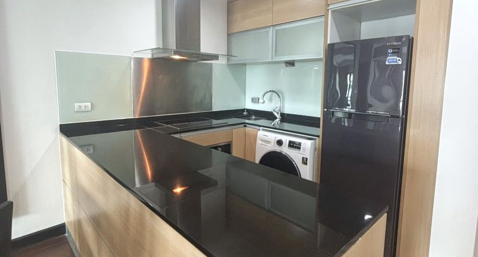 Condo en alquiler de 2 habitaciones en Sathon, Bangkok