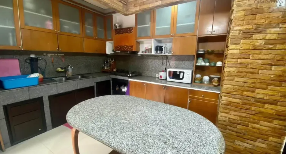 For sale 4 bedrooms house in Bang Lamung, Chonburi