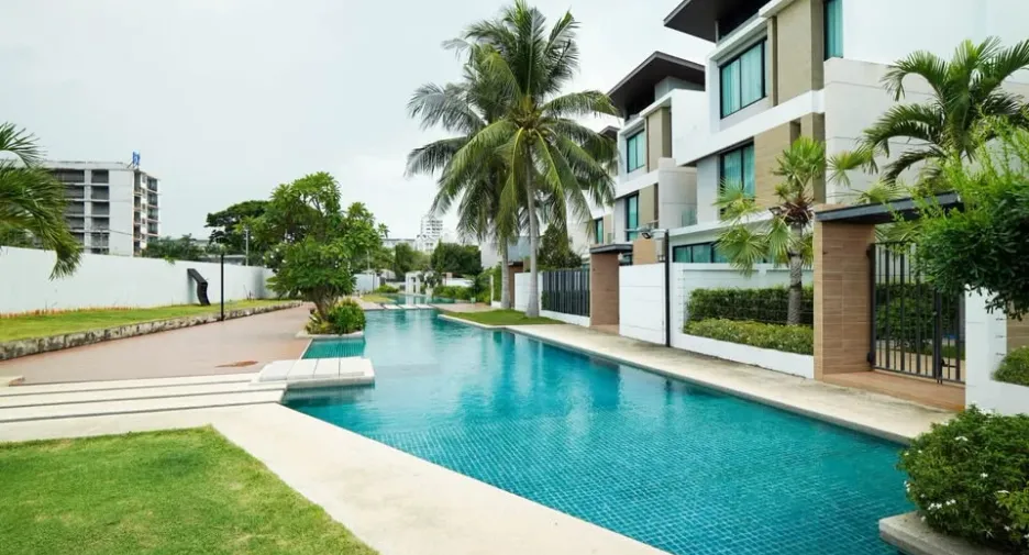 For sale 3 bedrooms house in Na Jomtien, Pattaya