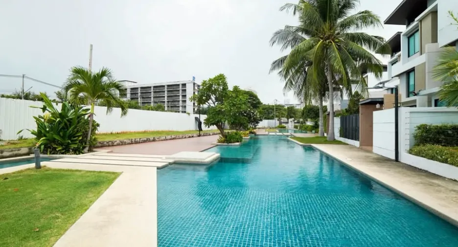 For sale 3 bedrooms house in Na Jomtien, Pattaya
