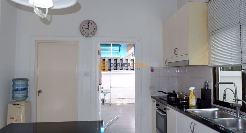 For rent and for sale 4 bedrooms house in Bang Lamung, Chonburi