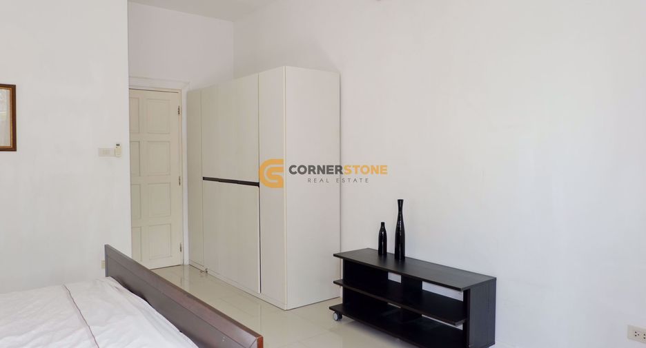 For rent and for sale 4 bedrooms house in Bang Lamung, Chonburi