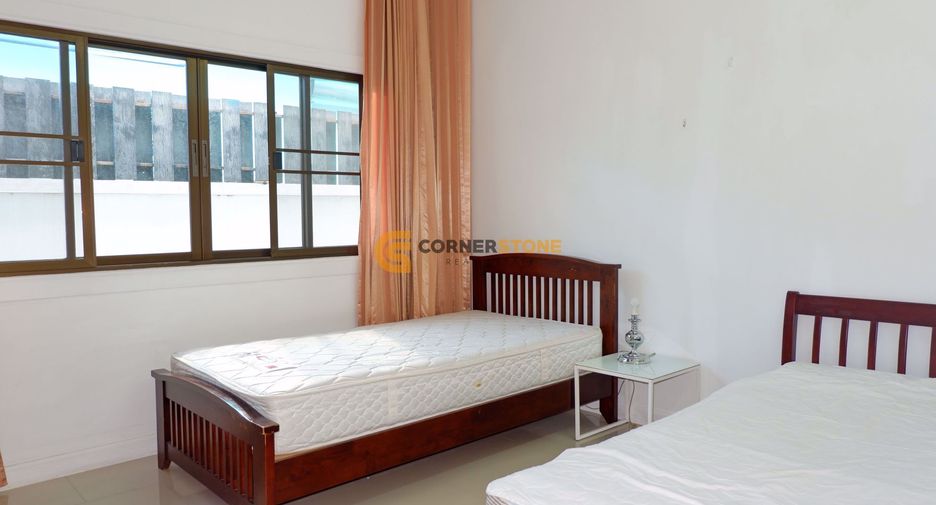 For rent and for sale 4 bedrooms house in Bang Lamung, Chonburi