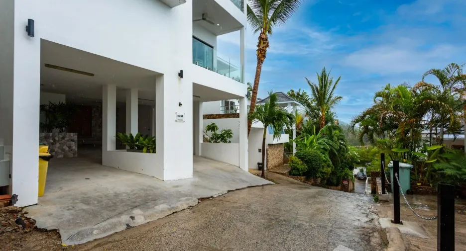 For rent 4 bedrooms villa in Ko Samui, Surat Thani