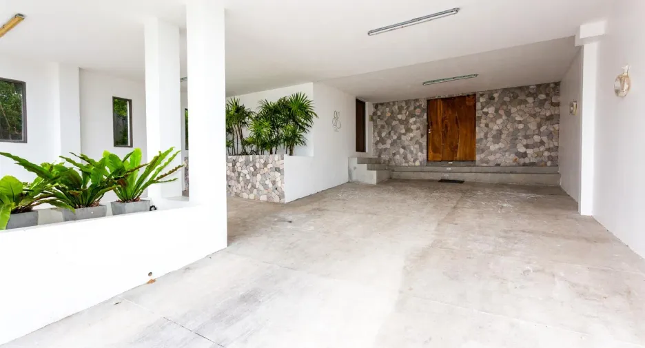For rent 4 bedrooms villa in Ko Samui, Surat Thani