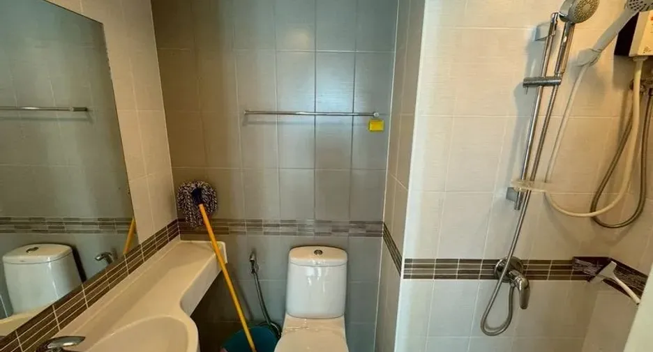 À louer 2 chambres condo à Mueang Udon Thani, Udon Thani