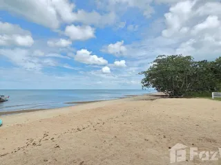 Haus zum Kauf mit 3 Zimmer in Lamae, Chumphon
