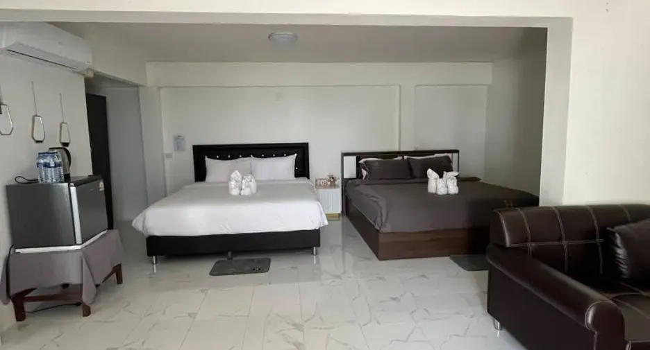 Haus zum Kauf mit 3 Zimmer in Lamae, Chumphon