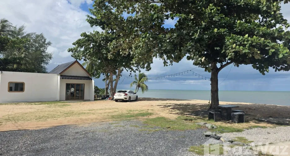 Haus zum Kauf mit 3 Zimmer in Lamae, Chumphon