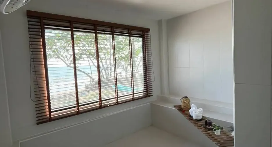 Haus zum Kauf mit 3 Zimmer in Lamae, Chumphon