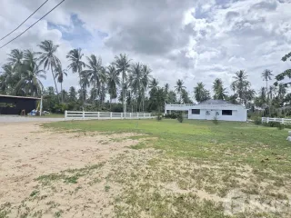 Haus zum Kauf mit 5 Zimmer in Lamae, Chumphon