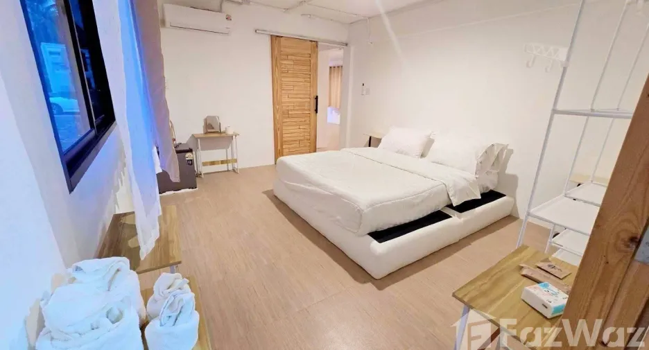 Haus zum Kauf mit 5 Zimmer in Lamae, Chumphon