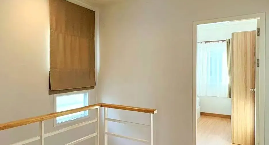 For rent 3 bedrooms house in Mueang Chiang Rai, Chiang Rai