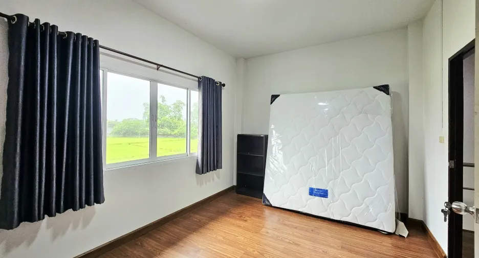 For rent 3 bedrooms house in Mueang Chiang Rai, Chiang Rai