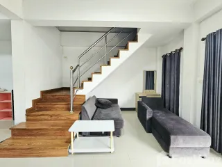 For rent 3 bedrooms house in Mueang Chiang Rai, Chiang Rai