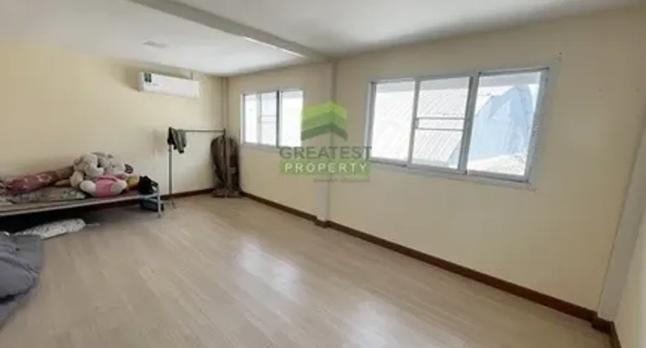 For sale 6 ベッドルーム office in Khlong Luang, Pathum Thani