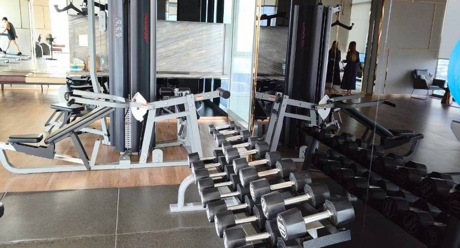For rent 1 bed condo in Watthana, Bangkok